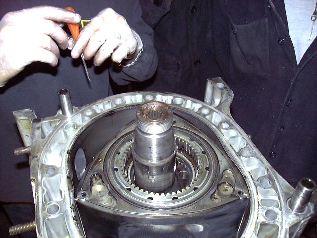 Rear main bearing locked to eccentric shaft