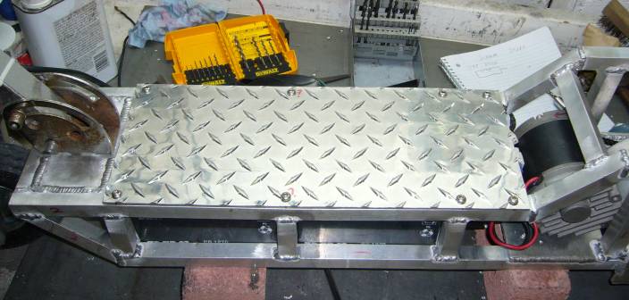 Main aluminium diamond plate deck