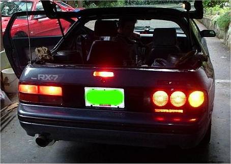 Image of RX-7 with both 86 and 89 style taillights